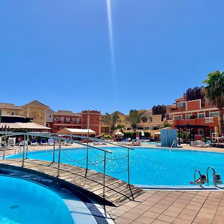 Sunset 6 & Heated Pool Apartment *