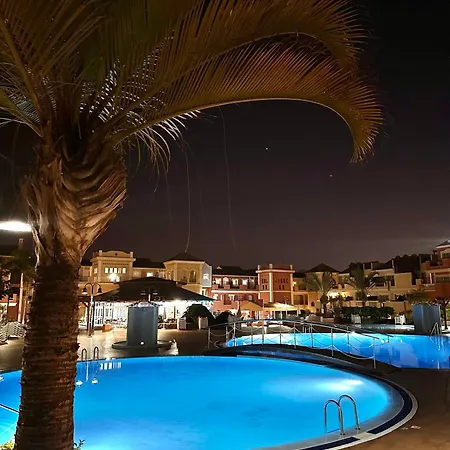 Sunset 6 & Heated Pool Apartment *