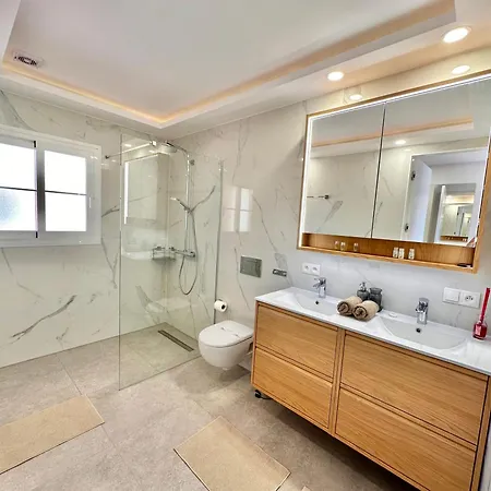 Appartamento Sunset 6 & Heated Pool Los Cristianos (Tenerife)